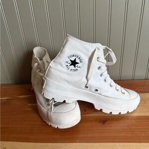 Women’s size 10 Converse Lugged Heel High-tops